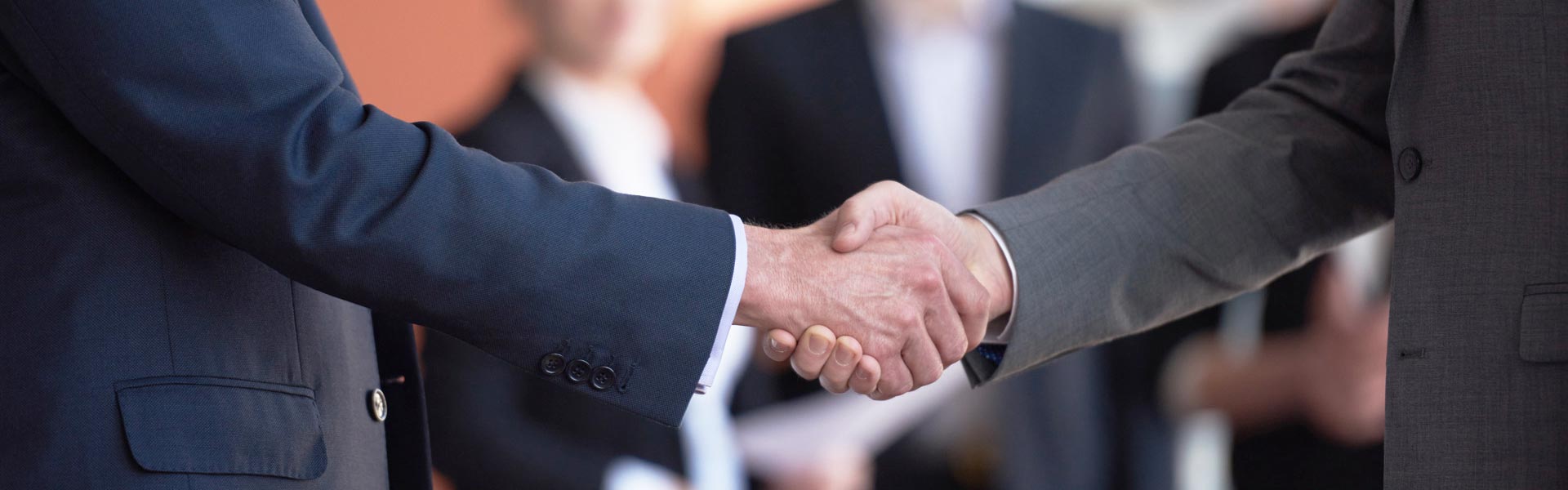 Susisiekite su mumis