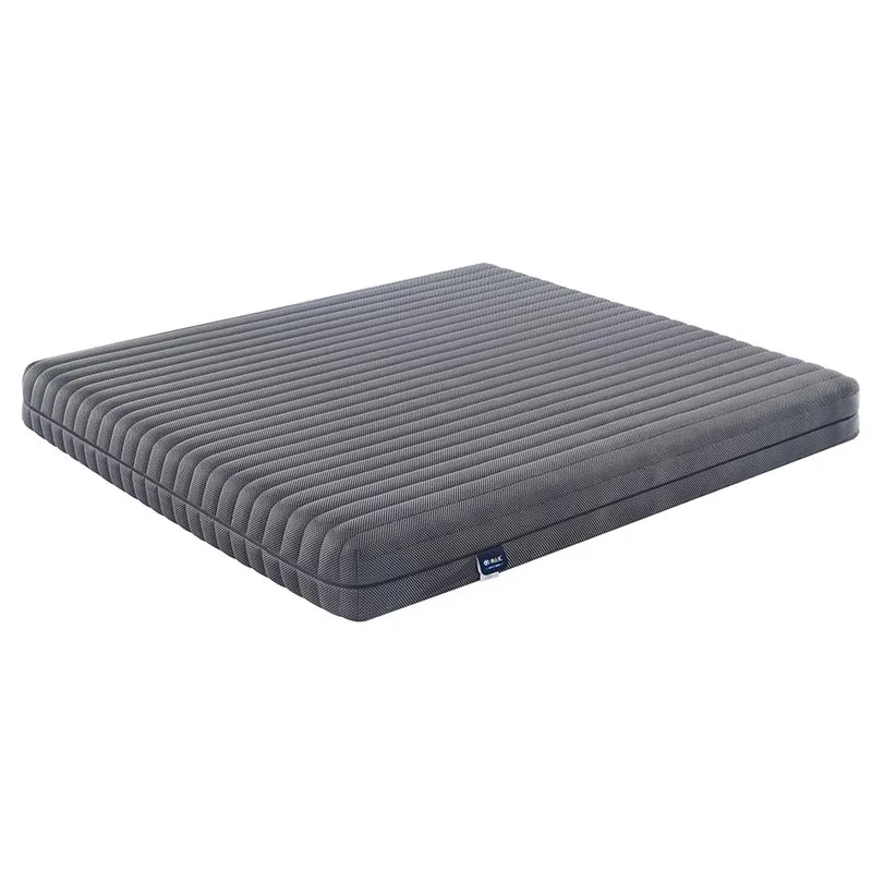 Didelio tankio kvėpuojantis putplasčio čiužinys